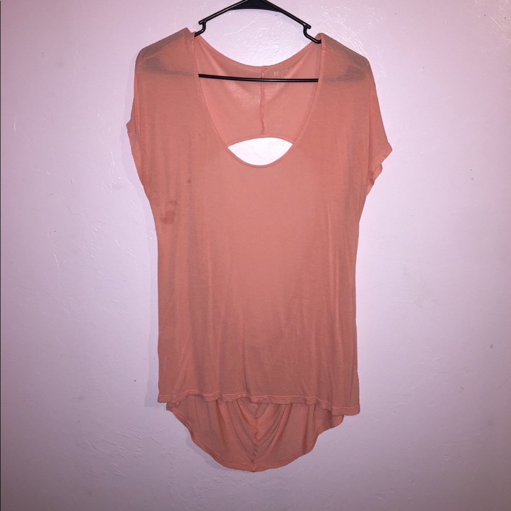 Short Sleeved Mudd blouse with open back
